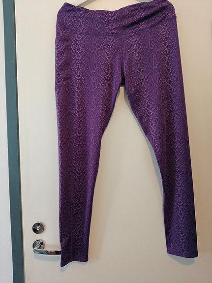 Urheilu legginsit