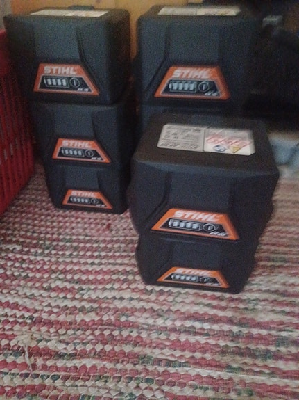 stilh ak 10 , ak 20, ak akkuja ja al 301 , al 101 latureita
