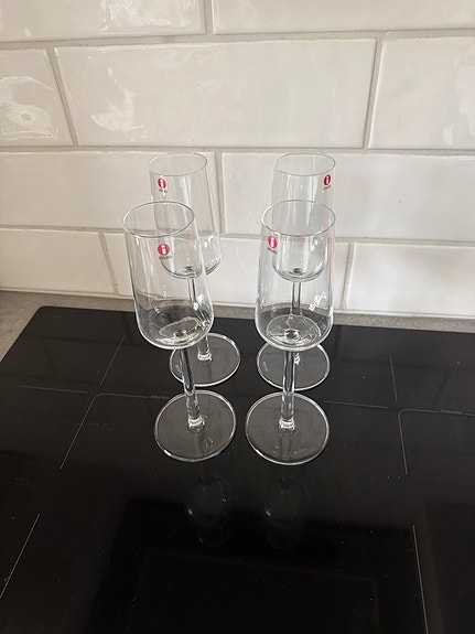 Iittala Essence kuohuviinilasit