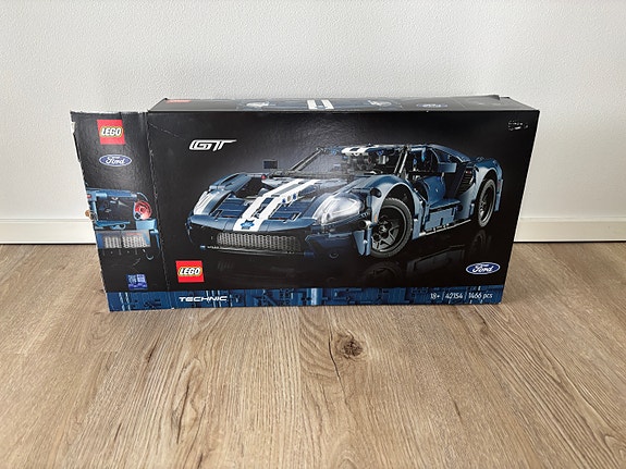 LEGO Technic Ford GT -rakennussarja