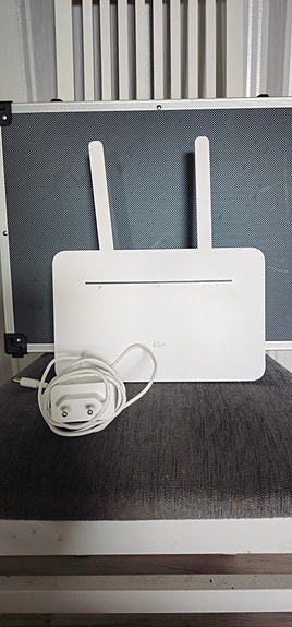 4G modeemi sim kortti paikalla
