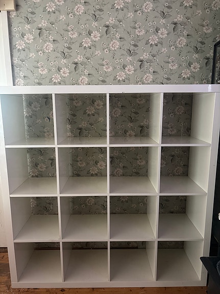 IKEA KALLAX valkoinen hyllykkö