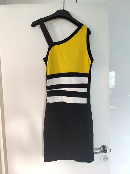 Guess by Marciano mekko