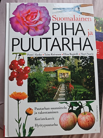 Suomalainen piha ja puutarha -kirja