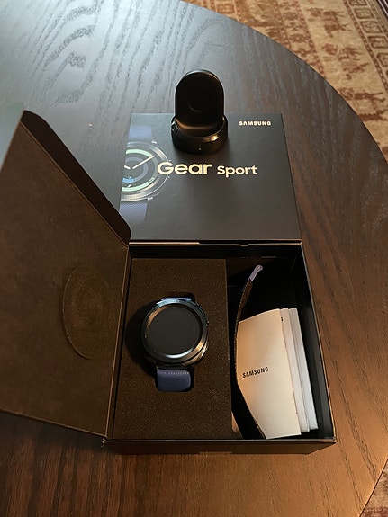 (VARATTU) Samsung Gear Sport Älykello