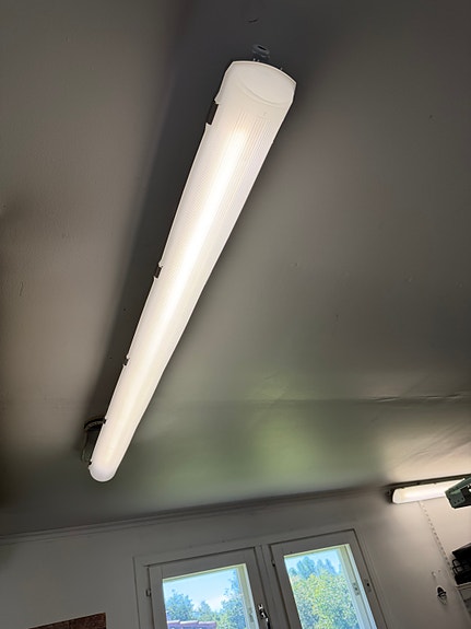 Led valaisimet autotalliin