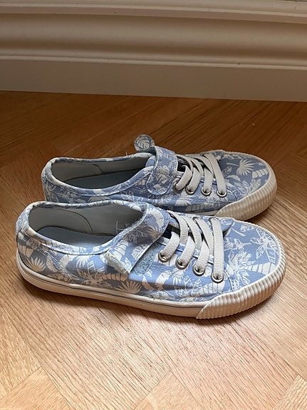 H&M kangaskengät 33