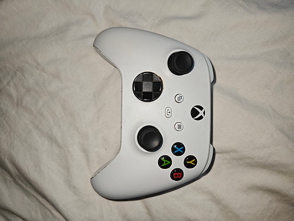 Xbox langaton ohjain valkoinen