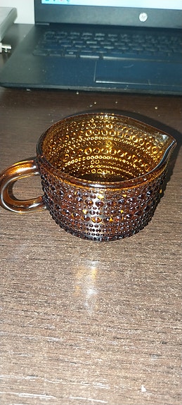 Kastehelmi kermakko