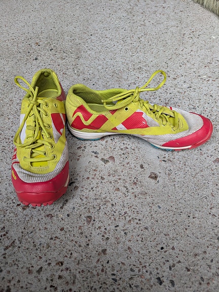Karhu Vertigo piikkarit UK 3,5 / 36 / 23,5cm
