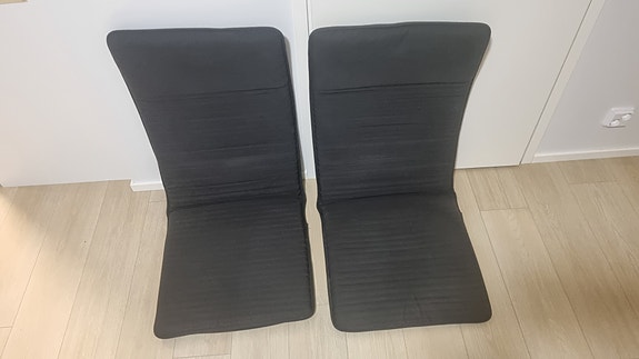 Ikean poäng lepotuolin mustat pehmusteet, 2kpl
