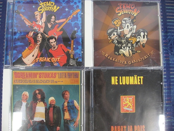 Tehosekoitin,The Screamin`s Stukas,Ne Luumäet,Klamydia,Smak,Nimetön