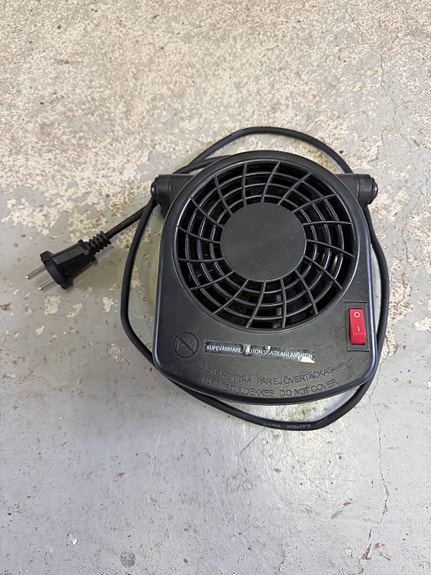 Auton sisätilalämmitin 1250w