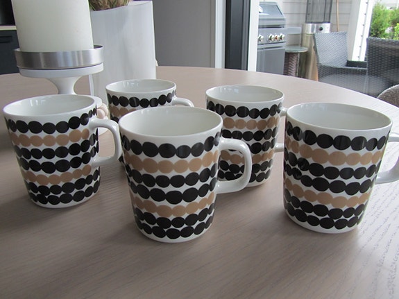 Marimekko Oiva Siirtolapuutarha mukit