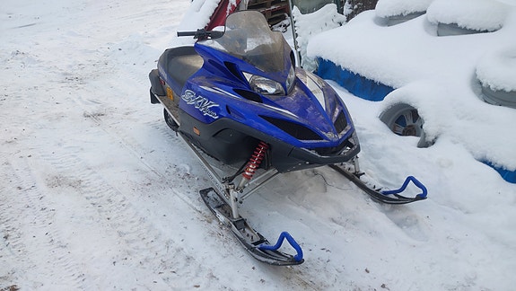 Yamaha SXR / vmax / viper moottorikelkan osia.