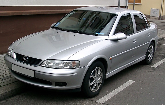 Opel Vectra B purettuna