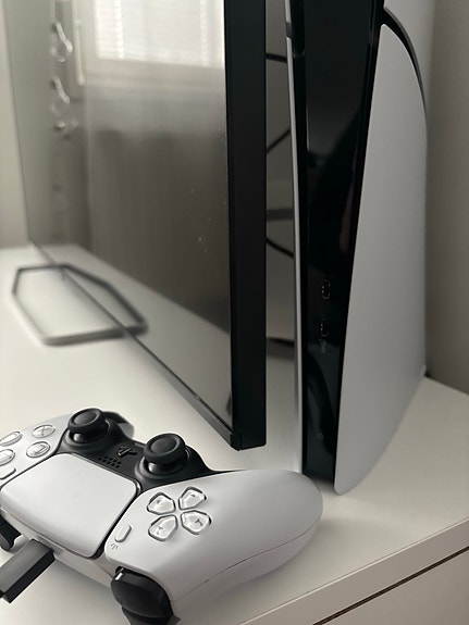 Sony PlayStation 5 pelikonsoli