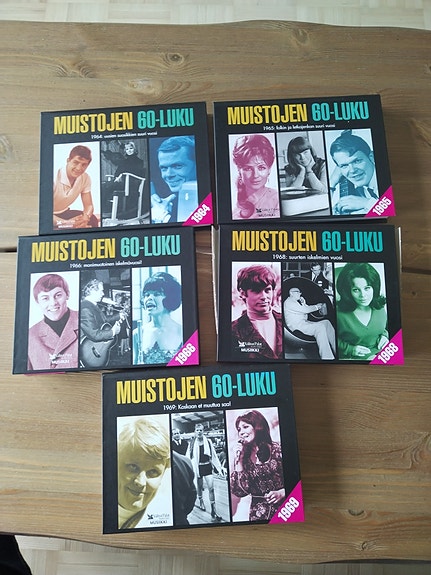 Muistojen 60-luku C-kasetit 15 kpl.