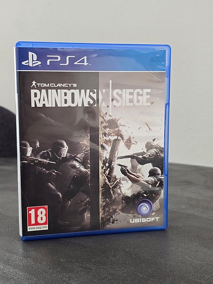 Tom Clancy’s Rainbow Six Siege PS4 peli