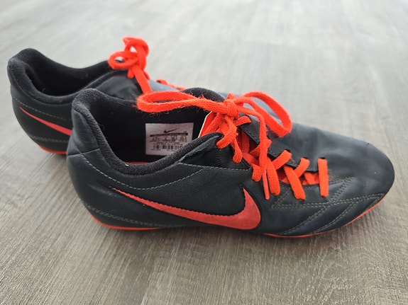 Nike Total 90 koko 36.5
