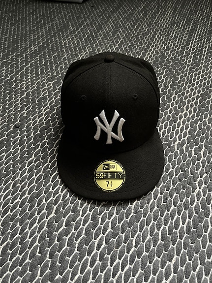 New Era Fitted Musta New York Lippis Koko 7 1/8