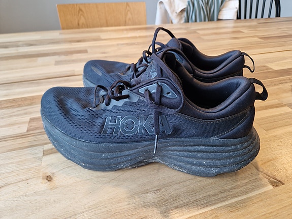 Hoka Bondi 8 kengät kokoa 46