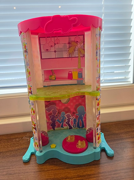 Polly pocket- talo