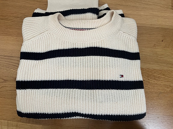 Tommy Hilfiger raita neule koko S-M