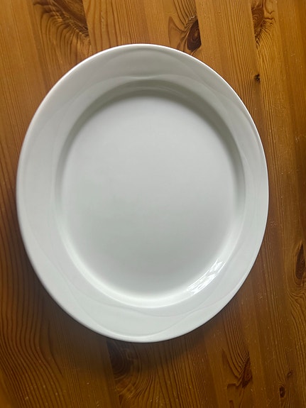 Kultakeramiikan Taru lautaset