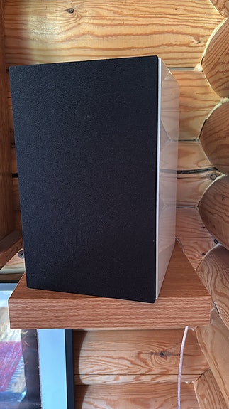 Speaker Box 5