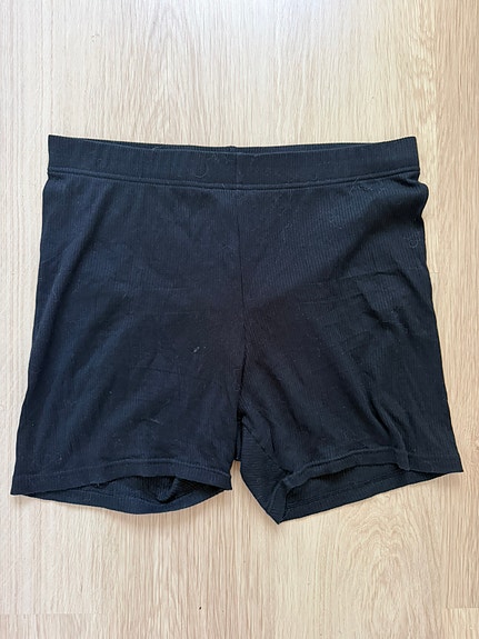 H&M shortsit