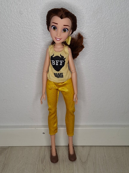 Disney prinsessa Belle nukke