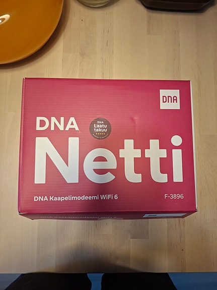 Dna WiFi-6 kaapelimodeemi (käyttämätön)