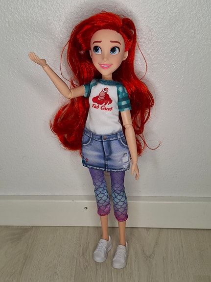 Comfy Disney prinsessa Pieni Merenneito