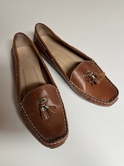 Marks & Spencer loaferit