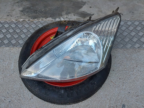 Ford Focus mk1 osia