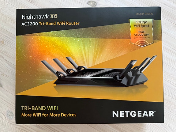 Netgear Nighthawk X6 AC3200 tri-band WiFi -reititin