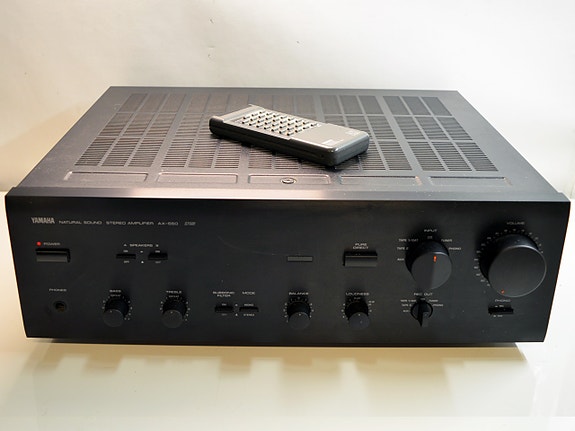 Yamaha AX-550 vahvistin