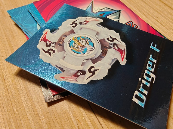 Beyblade -keräilykortteja