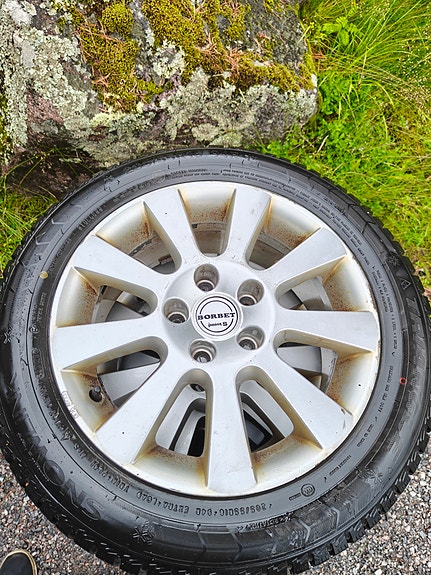 16x7" 5x112 Borbet alumiinivanteet kitkarenkailla
