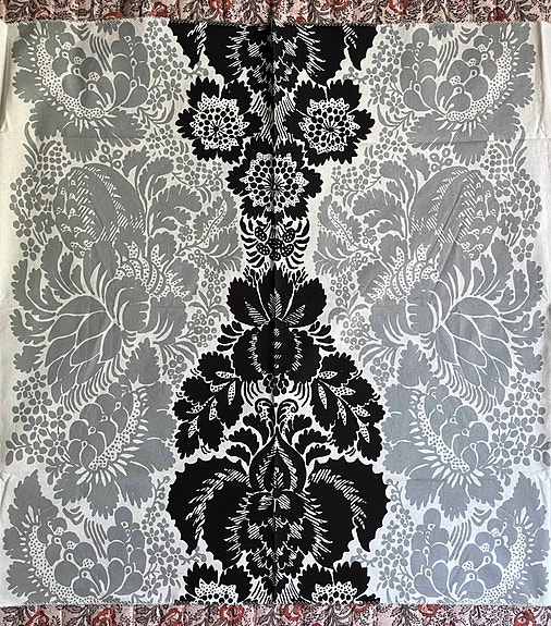 Marimekko Ananas musta-valko-harmaa 75 cm