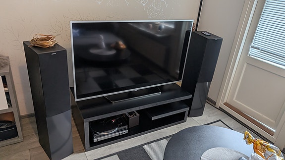 Jamo kaiuttimet s506