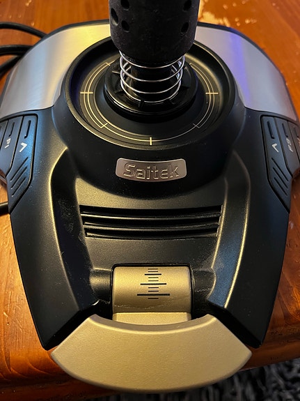 Saitek Cyborg Evo Force USB joystick