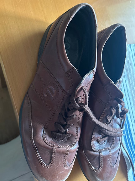 ECCO nahkaiset kengät koko 44 ruskea