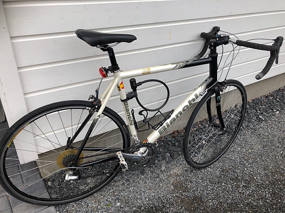 Bianchi harjoitus kilpapyörä 28" koko L miehille
