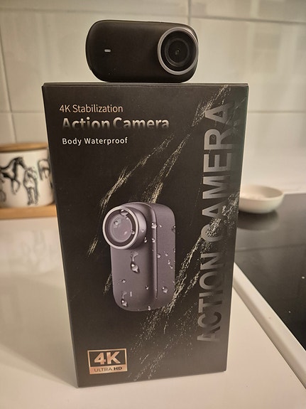 Action camera