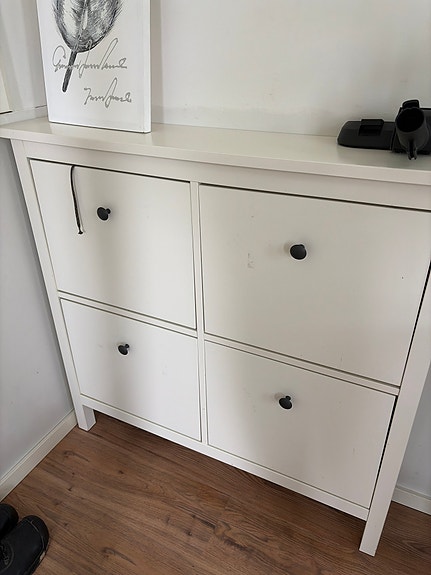 Hemnes kenkäkaappi valkoinen
