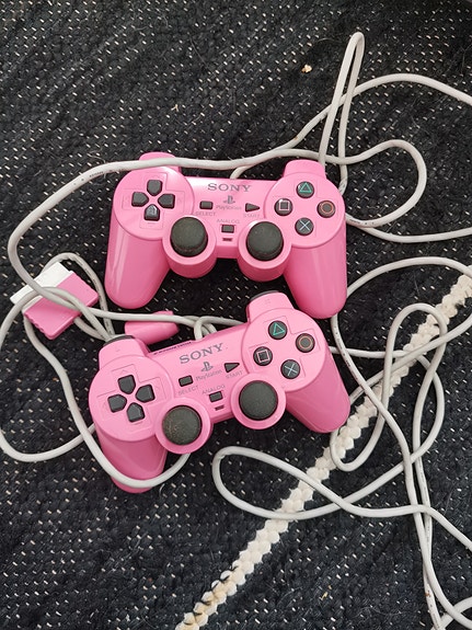 2 kpl Sony Playstation 2 ohjain vaaleanpunainen