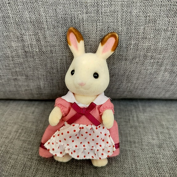 Sylvanian Families suklaapupufiguuri