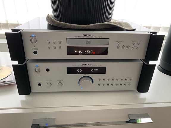 Rotel RA-1070 vahvistin & Rotel RCD-1072 CD-soitin